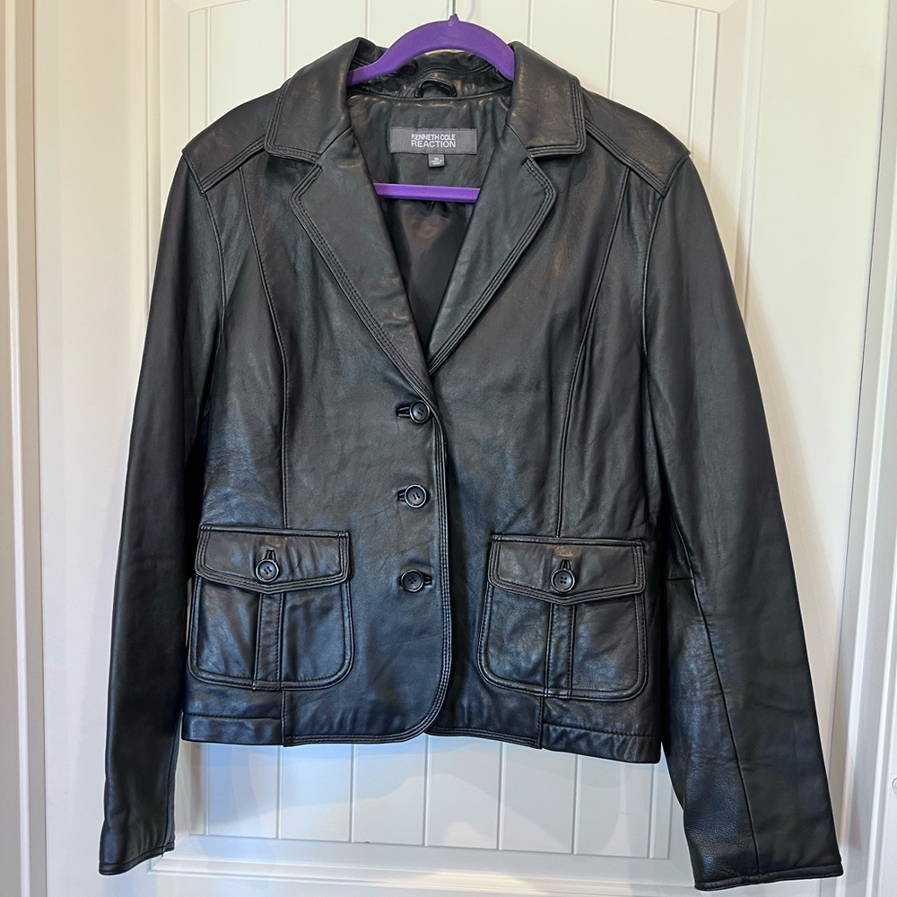 Kenneth Cole Reaction Black Leather Women’s Jacket Sz XL Back Buckle Detail - Picture 3 of 16